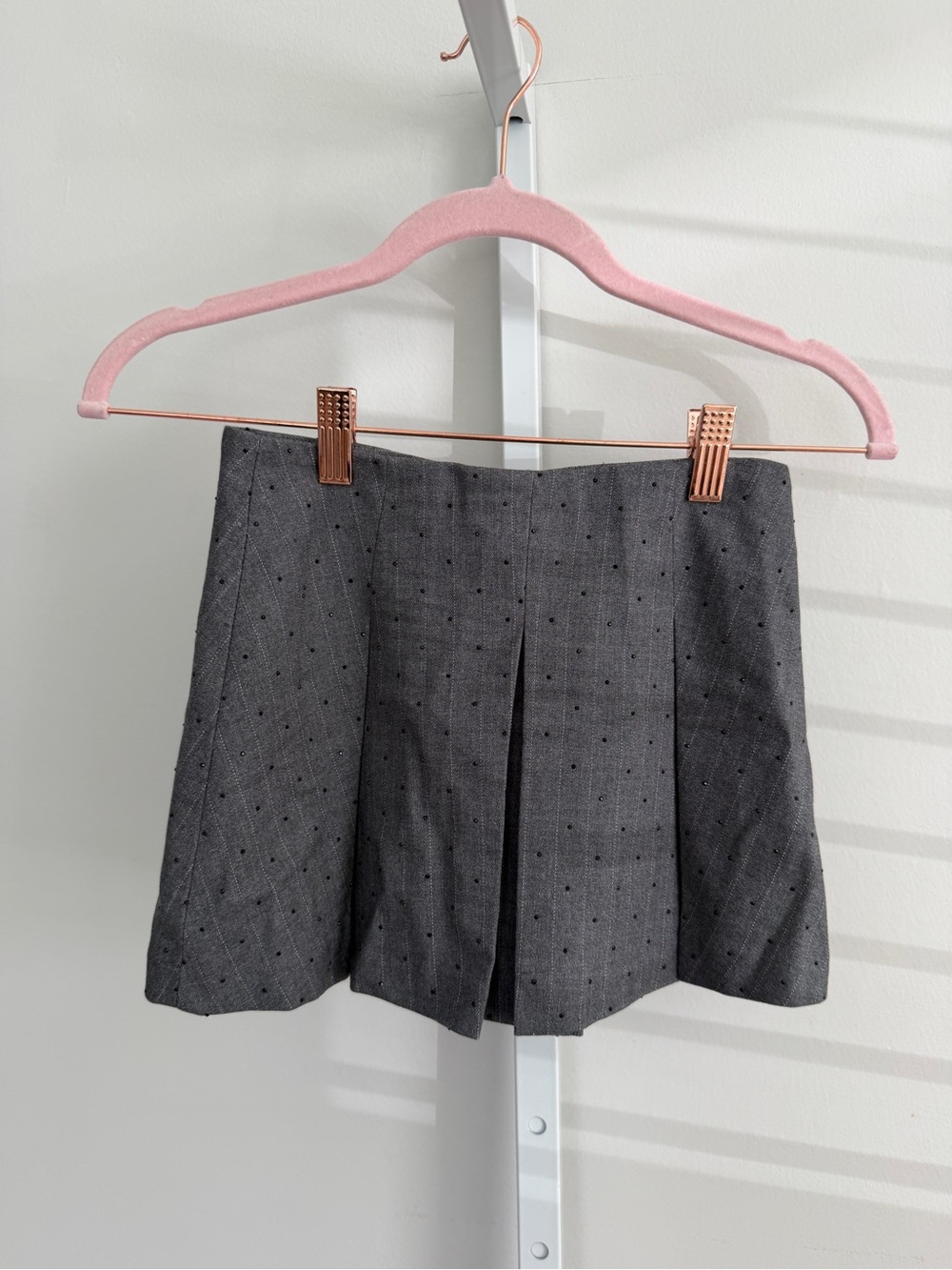 Zara kids Gray Polka Dot Pleated Mini skirt - Classic Women's Skirt size 8-9 nwt
